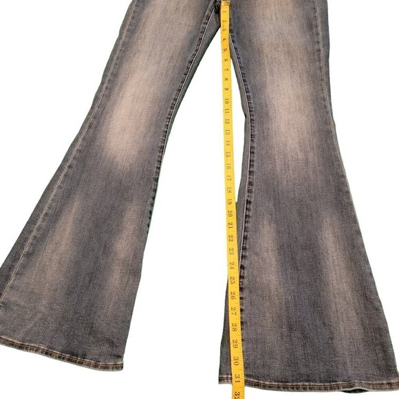 Articles of Society Flare Leg Jeans - Size 30 - Picture 12 of 13